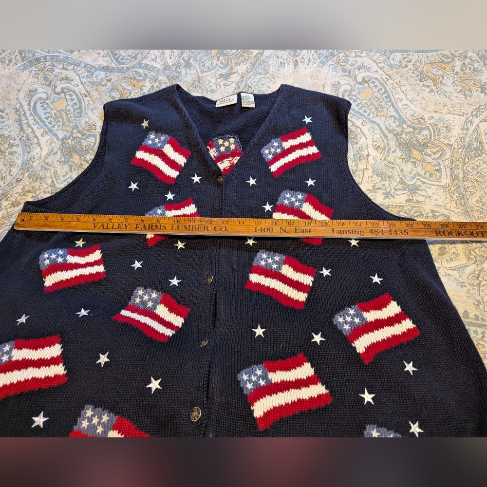 Vintage Christopher And Banks American Flag Vest Knit 2X - Picture 5 of 8